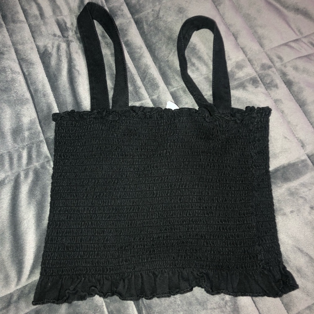 Crop ruffle black tank top